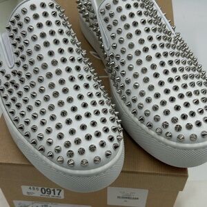 Christian Louboutin roller boat White/silver  Spiked Sneakers. Size 42